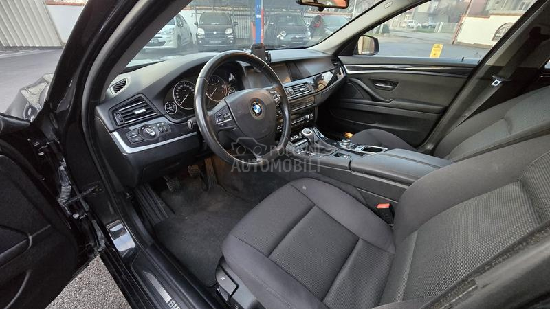 BMW 520 2.0 D  N A V I G