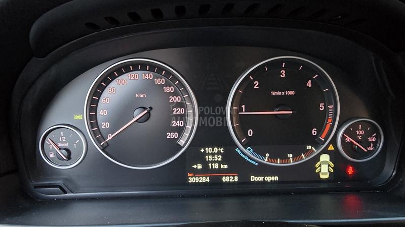 BMW 520 2.0 D  N A V I G