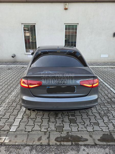 Audi A4 QUATTRO S LINE