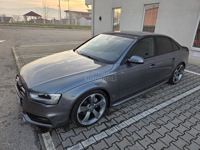Audi A4 QUATTRO S LINE