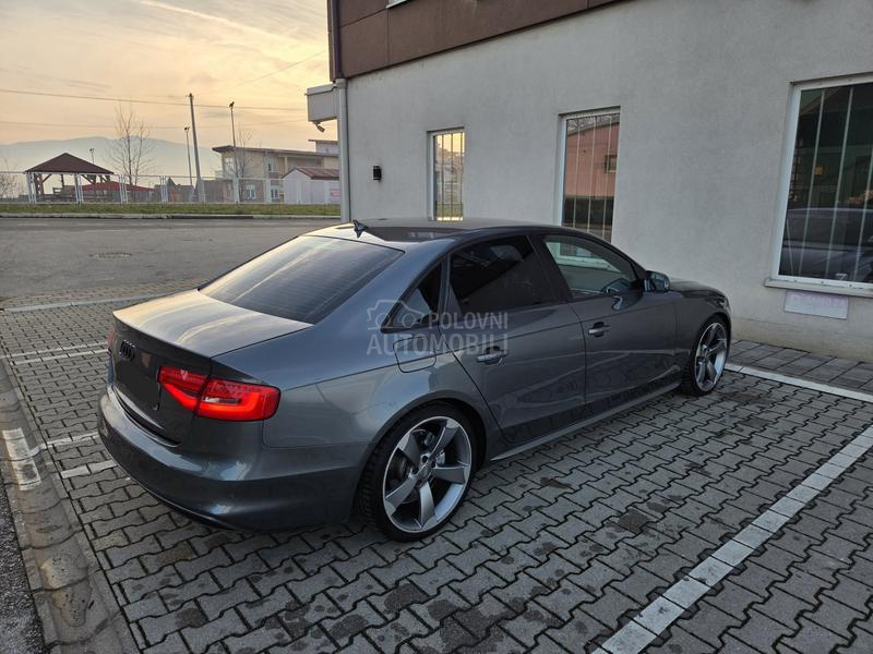 Audi A4 QUATTRO S LINE