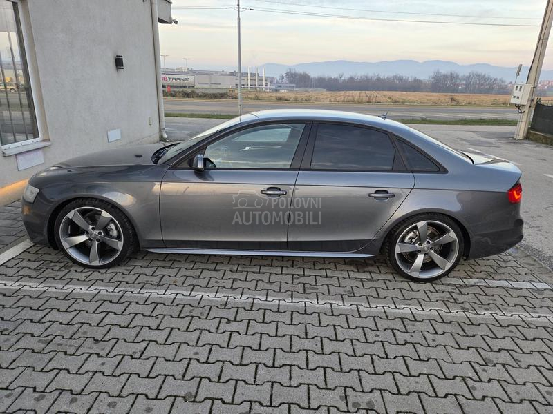 Audi A4 QUATTRO S LINE