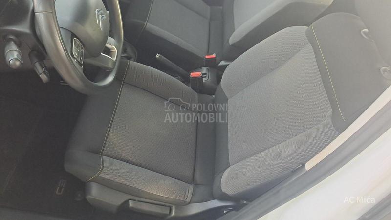 Citroen C3 1.5 BLU NAV LED 8 MM