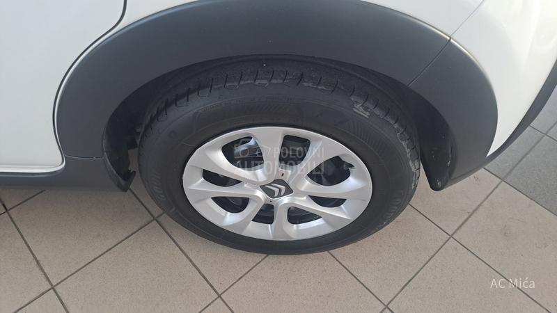 Citroen C3 1.5 BLU NAV LED 8 MM