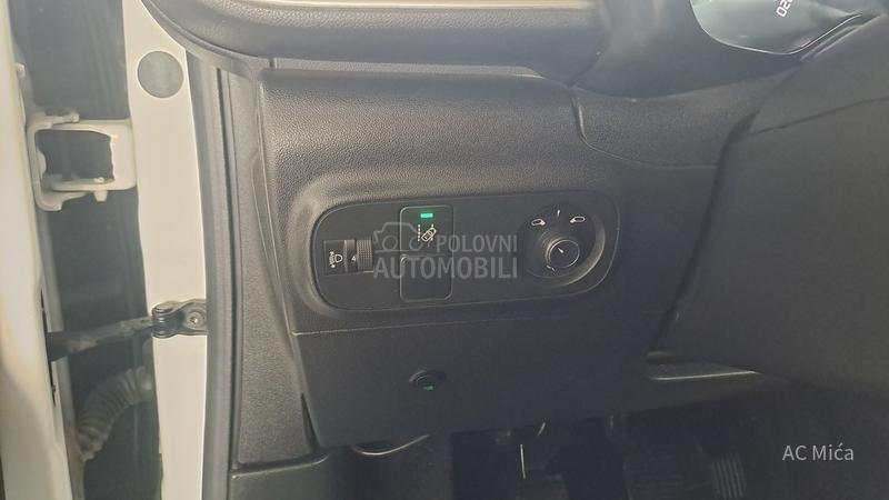 Citroen C3 1.5 BLU NAV LED 8 MM