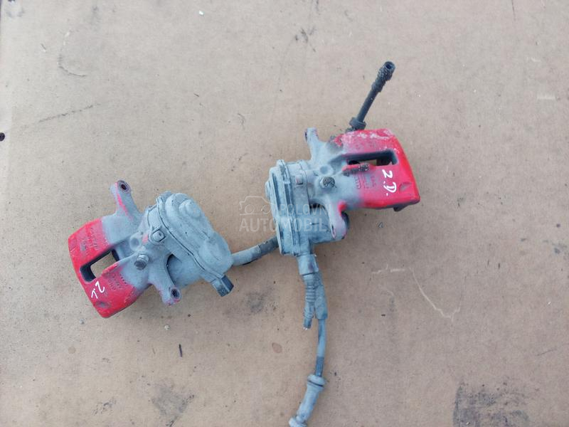 Tabla     -instrument tabla