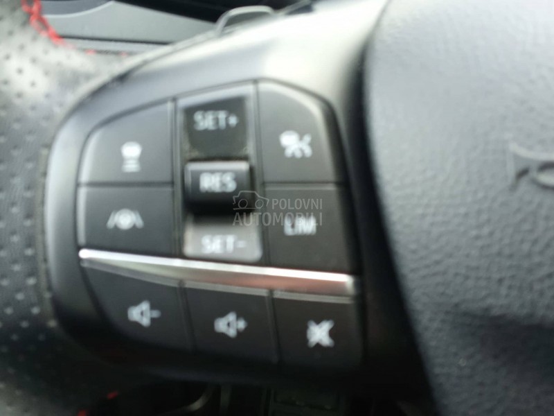 Ford Kuga 1,5eko St line