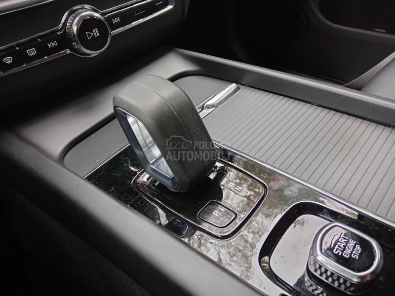 Volvo XC60 XC60 20D R design