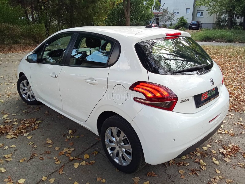 Peugeot 208 8,5,0,0,0.k.m