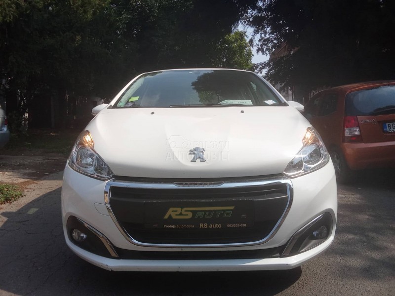 Peugeot 208 8,5,0,0,0.k.m