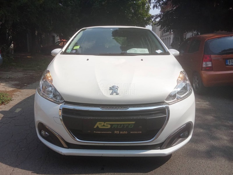 Peugeot 208 8,5,0,0,0.k.m