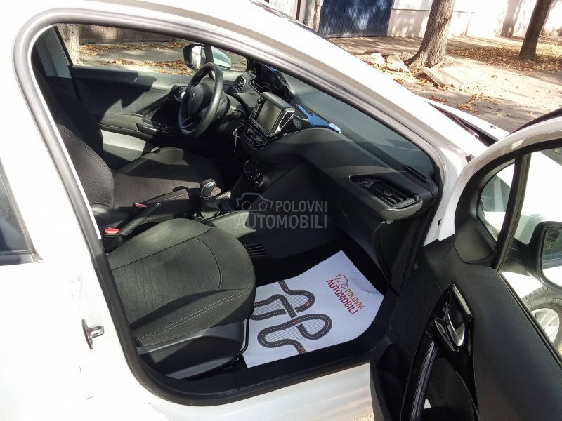 Peugeot 208 8,5,0,0,0.k.m