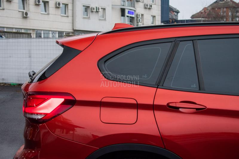 BMW X1 BMV X1 XDRIVE25E 5D