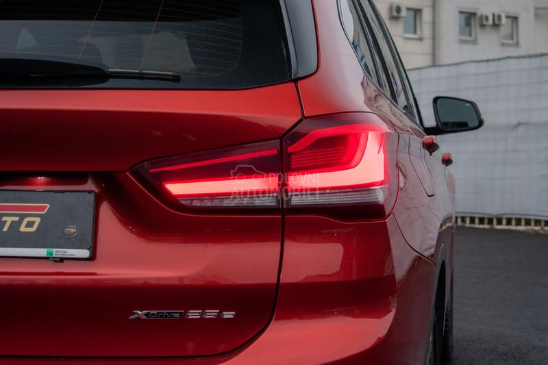 BMW X1 BMV X1 XDRIVE25E 5D