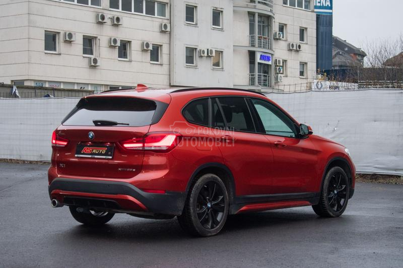 BMW X1 BMV X1 XDRIVE25E 5D