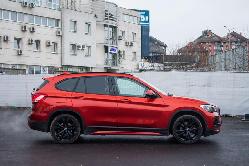 BMW X1 BMV X1 XDRIVE25E 5D