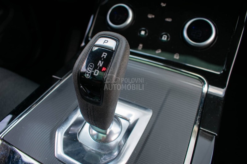 Land Rover Range Rover Evoque R dynamic pano