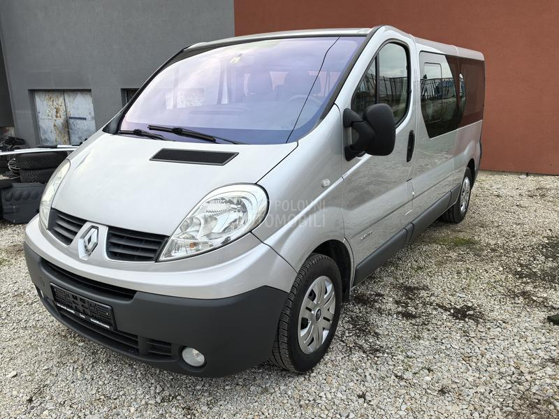 Renault Trafic Passenger