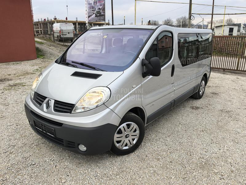 Renault Trafic Passenger