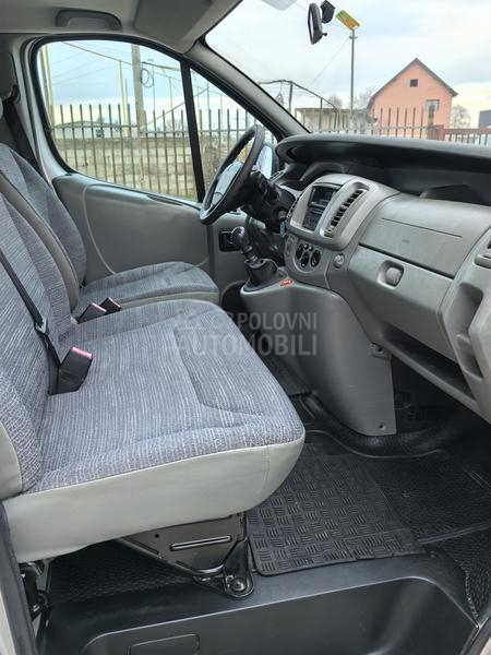 Renault Trafic Passenger