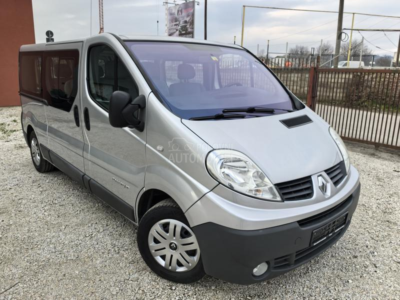 Renault Trafic Passenger