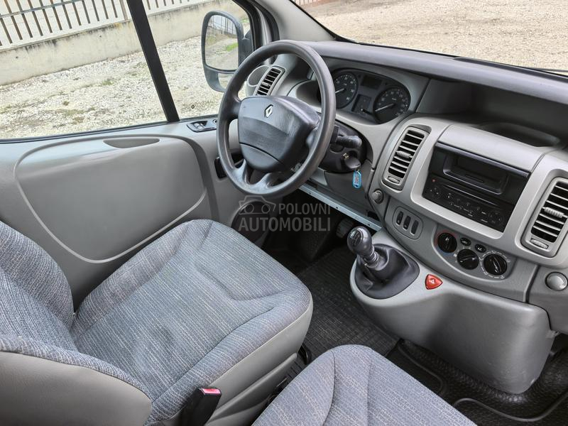 Renault Trafic Passenger