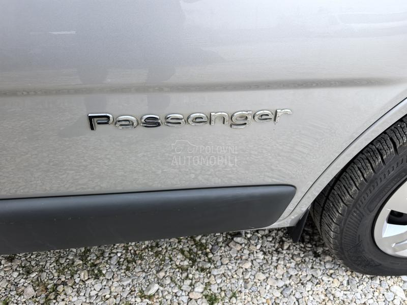 Renault Trafic Passenger