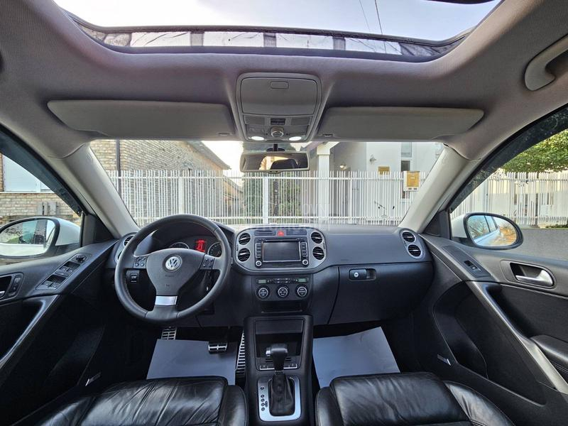 Volkswagen Tiguan R LINE/PE.RLA