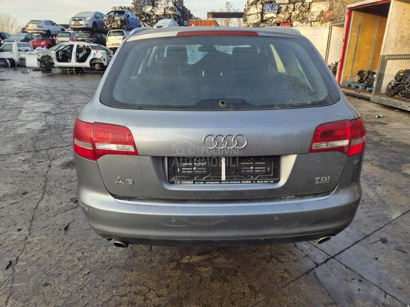 Kompletan auto u delovima