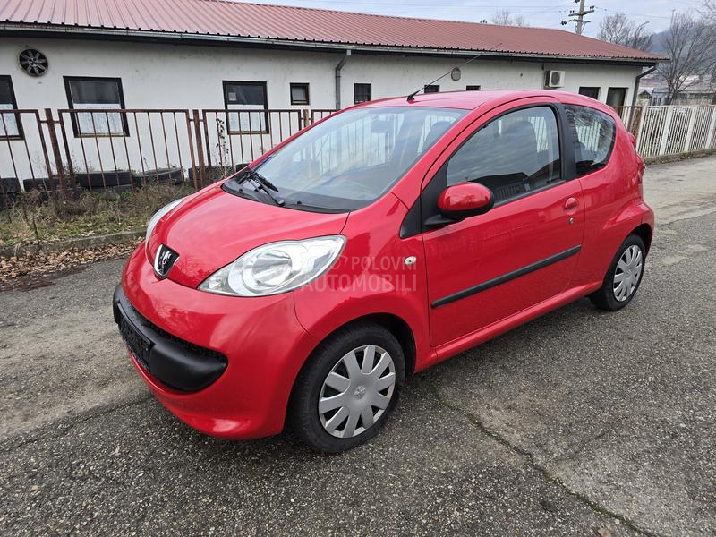 Peugeot 107 1.0B
