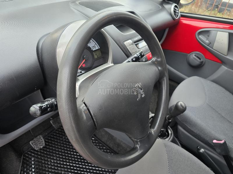 Peugeot 107 1.0B