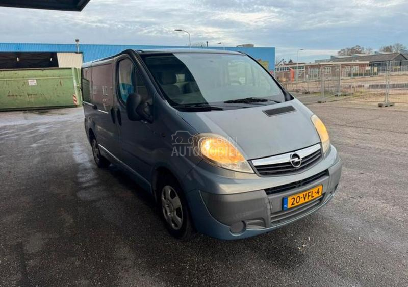 Opel Vivaro 2.0dci klima 114hp