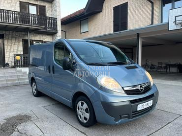 Opel Vivaro 2.0dci 114KS/KLIMA
