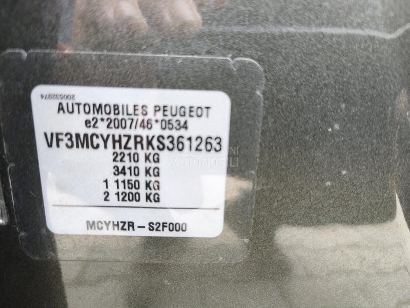 Peugeot 5008 1.5 BlueHdi/AUTOM