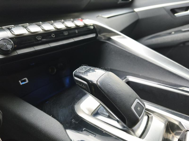 Peugeot 5008 1.5 BlueHdi/AUTOM