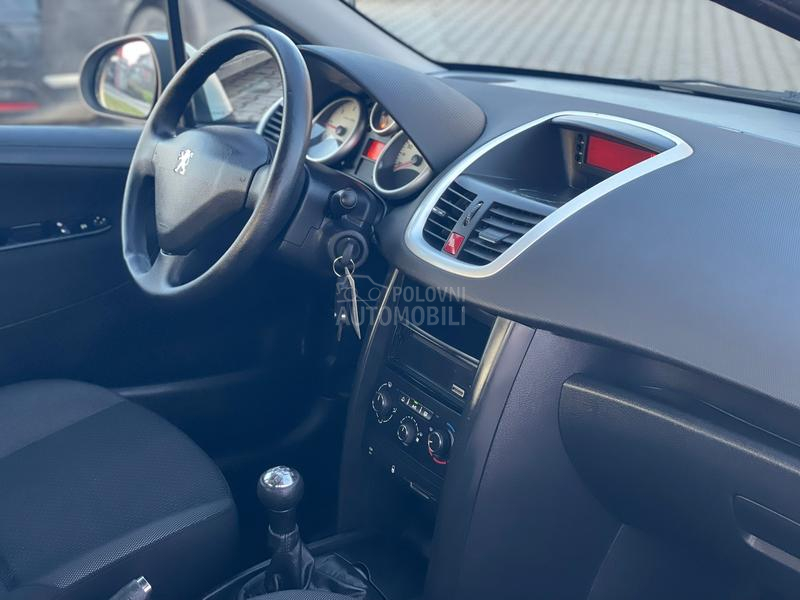Peugeot 207 1.4hdi dioda 2010