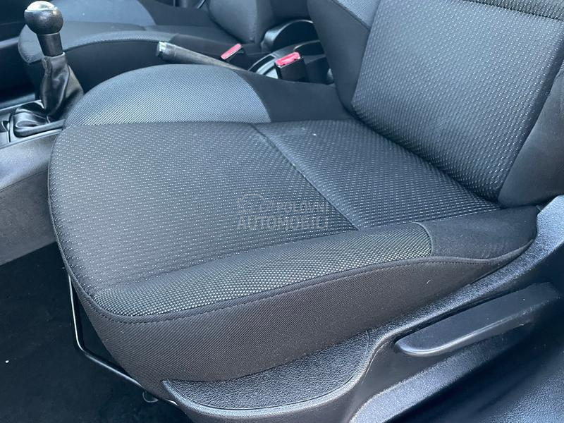 Peugeot 207 1.4hdi dioda 2010