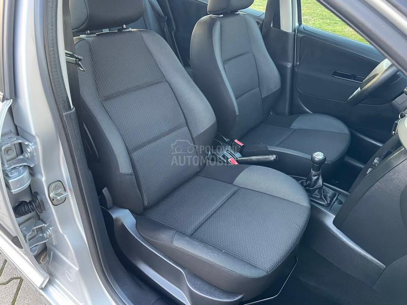 Peugeot 207 1.4hdi dioda 2010