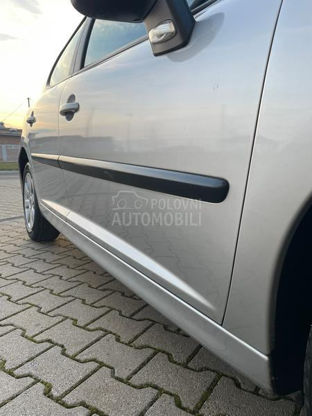 Peugeot 207 1.4hdi dioda 2010