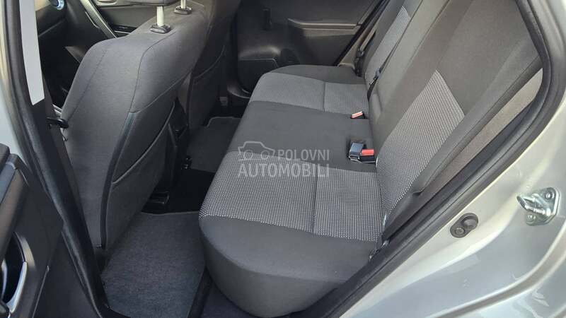 Toyota Auris 1.4 D-4D N A V