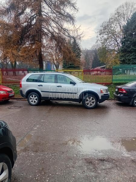 Volvo XC90 2,4 d5