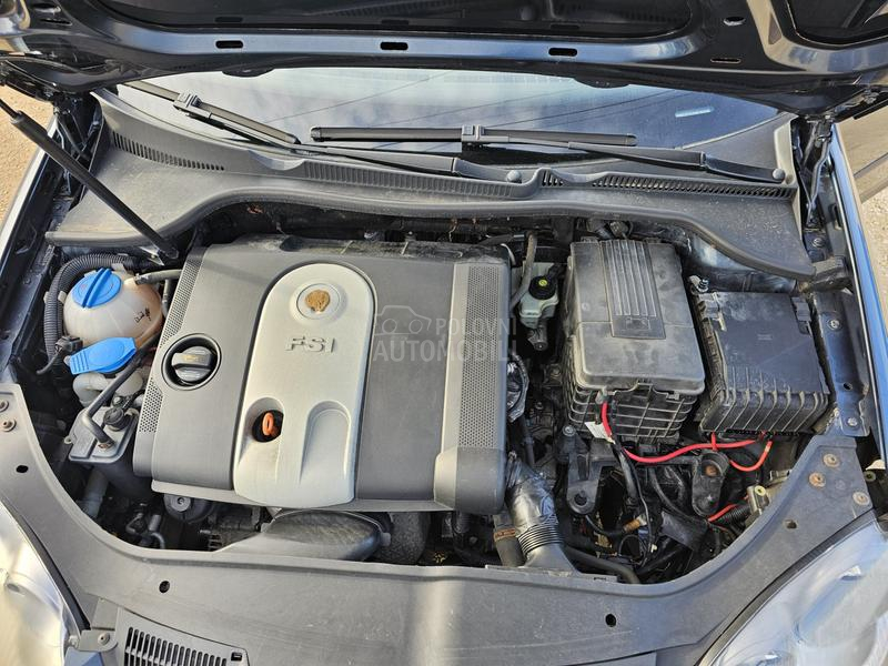 Volkswagen Golf 5 1,6  A.U.T.O.M.A.T