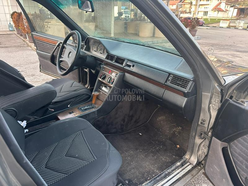 Mercedes Benz W124 300D