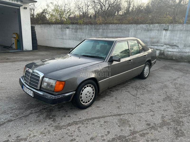 Mercedes Benz W124 300D