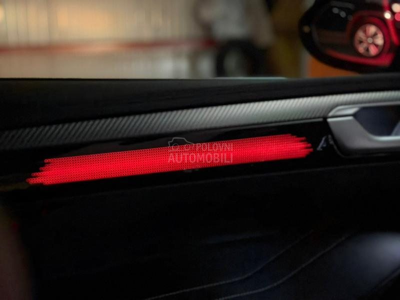 Volkswagen Arteon 2.0D/DSG/R-LINE