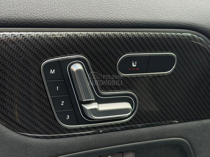 Mercedes Benz GLA 200 2.0D/AMG/PANO/NOV