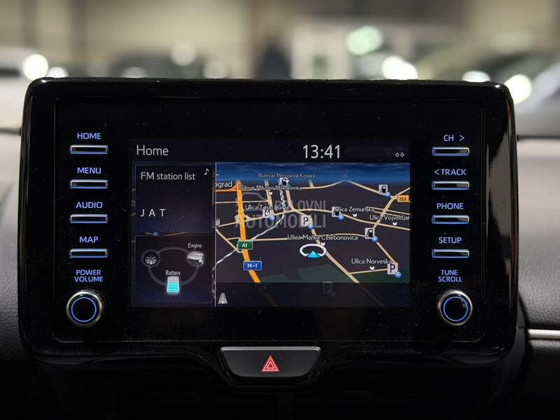 Toyota Yaris 1.5/Hibrid/Auto