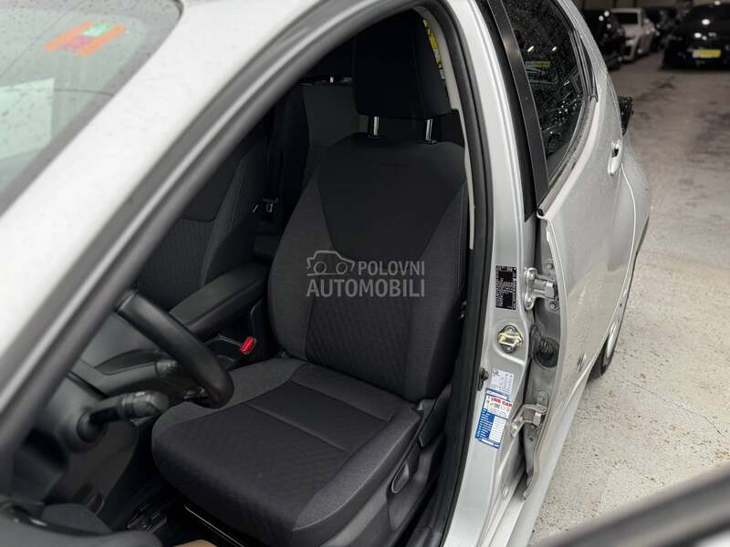 Toyota Yaris 1.5/Hibrid/Auto