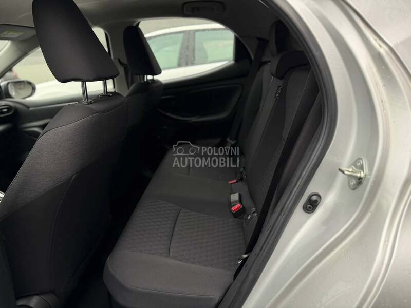 Toyota Yaris 1.5/Hibrid/Auto