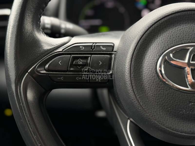 Toyota Yaris 1.5/Hibrid/Auto